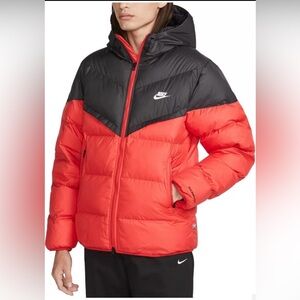 Nike Puffer Coat Storm-Fit Black And Red